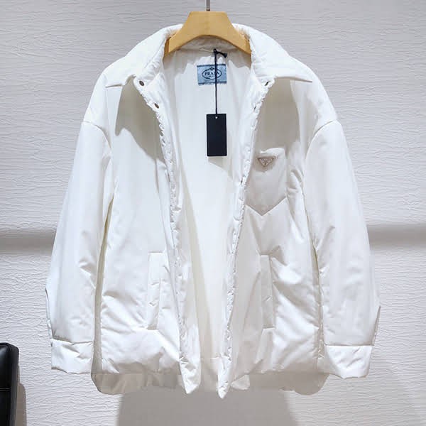 高品質プラダ Re-Nylon パデッドジャケット ブルゾン フェイク 2色 pux84041